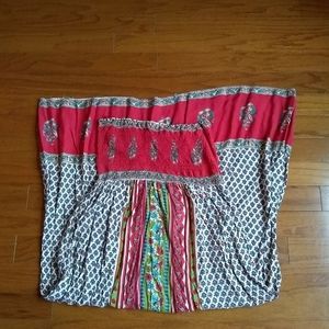 {Angie} Strapless Maxi Dress L